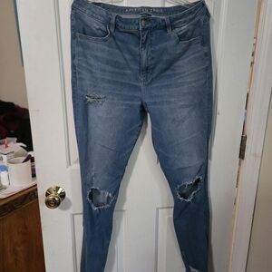 American Eagle Outfitters Women's Light Blue Ripped Skinny Jeans